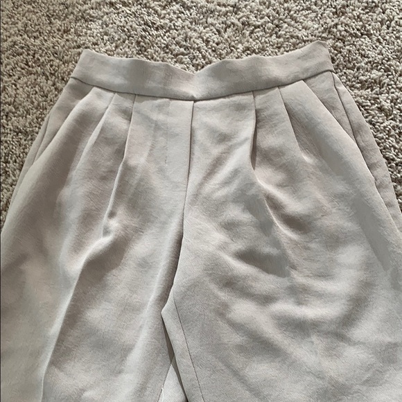 Aritzia Cohen - Picture 4 of 5